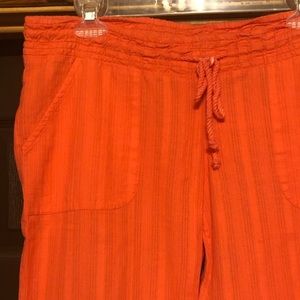 Billabong linen pants 💕3/$15 or 5/$25💕